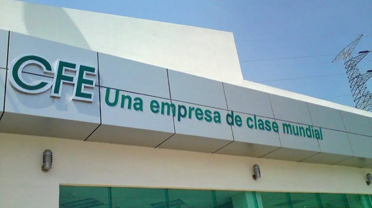 35 Diálogo antes que pleito con la CFE Riquelme2